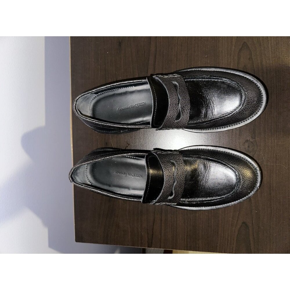 Alexander McQueen Men’s Black Pebbled Leather Loafers Size 9 EU 42 Lug Sole